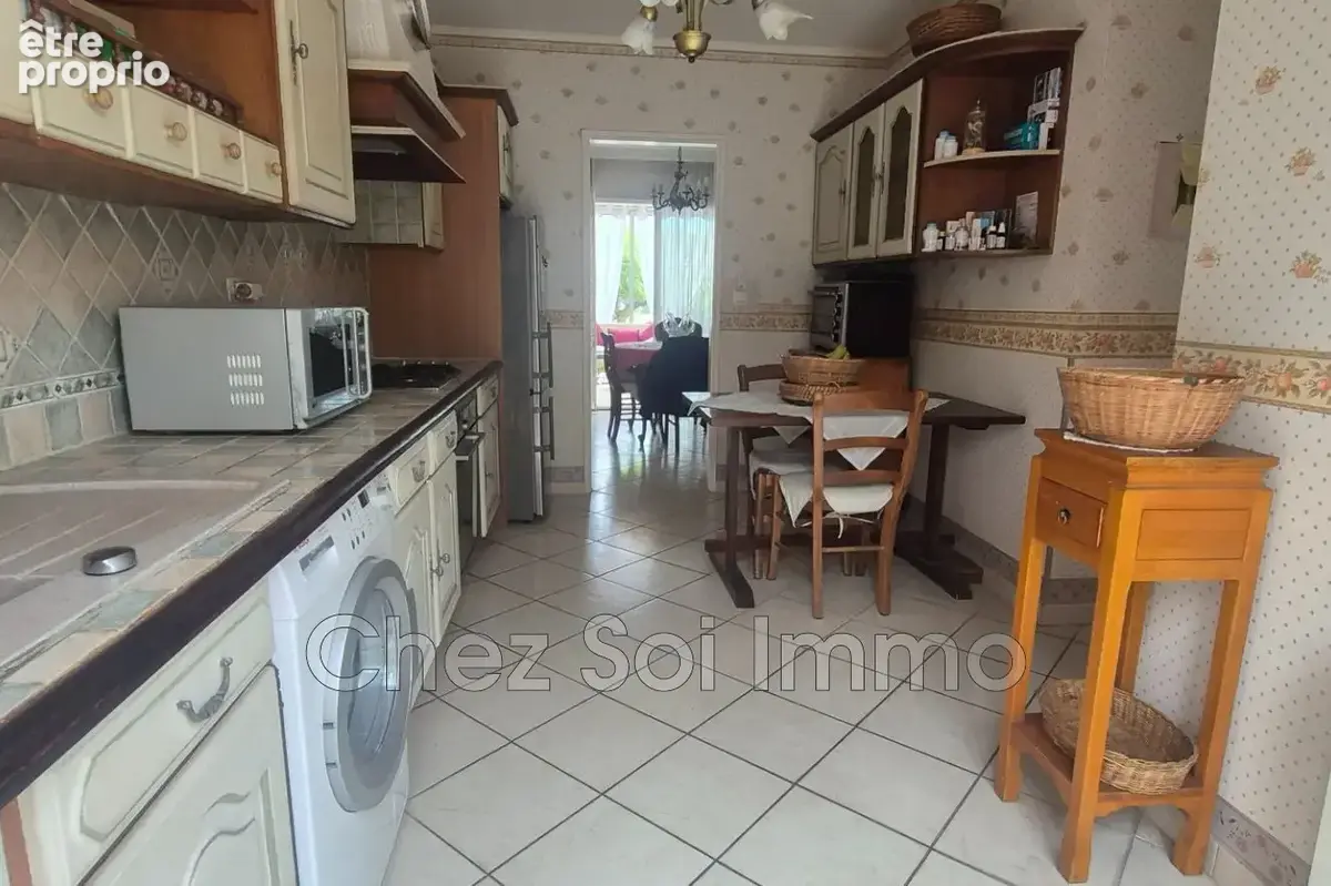Maison 4 pièces 105 m² à vendre à Saint-Laurent-Du-Var (06700) - photo 5