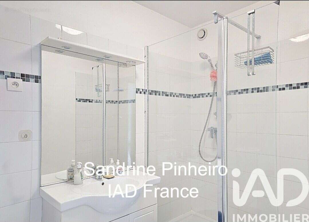 Photo 8 - Appartement à LES ULIS