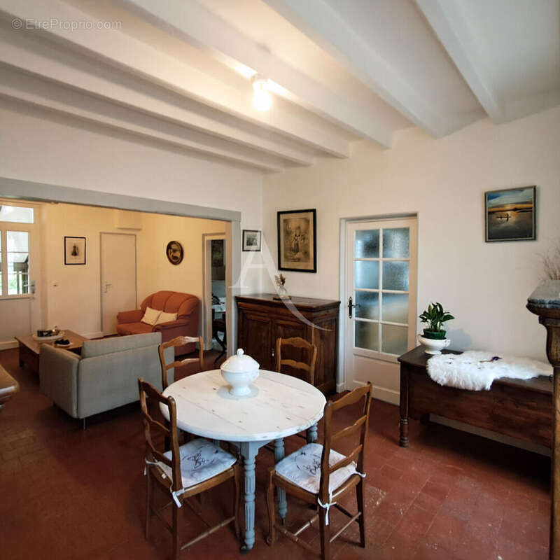 Maison à MONTCRESSON
