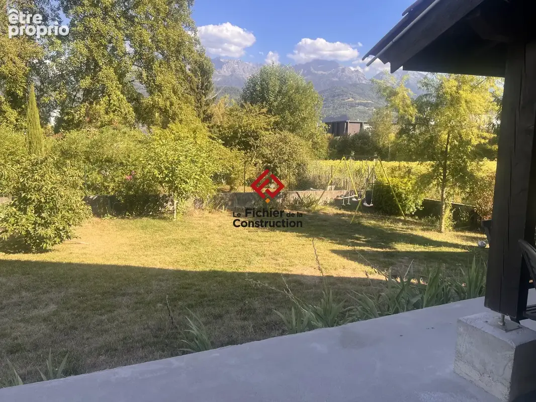 Maison 6 pièces 145 m² à vendre à Crolles (38920) - photo 3