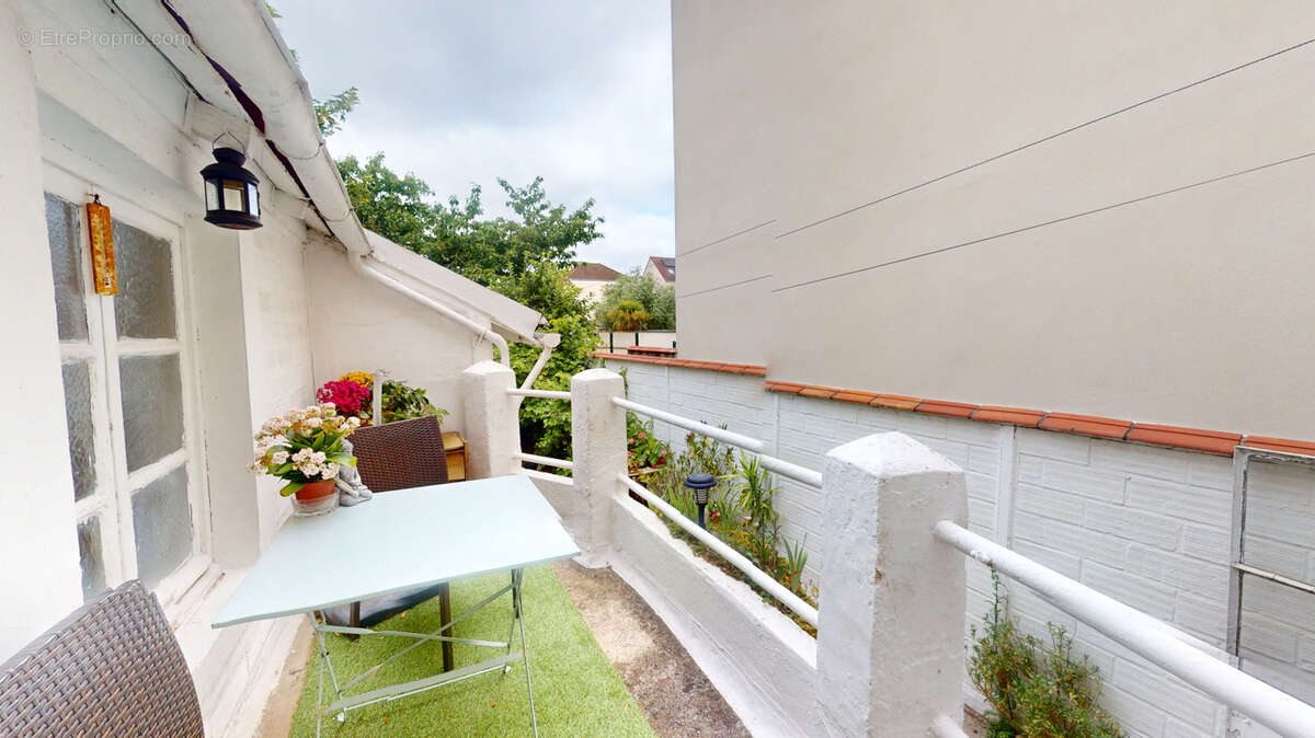 Maison à HOUILLES