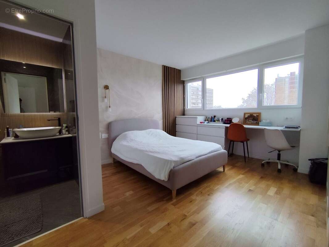 Appartement à MAISONS-ALFORT