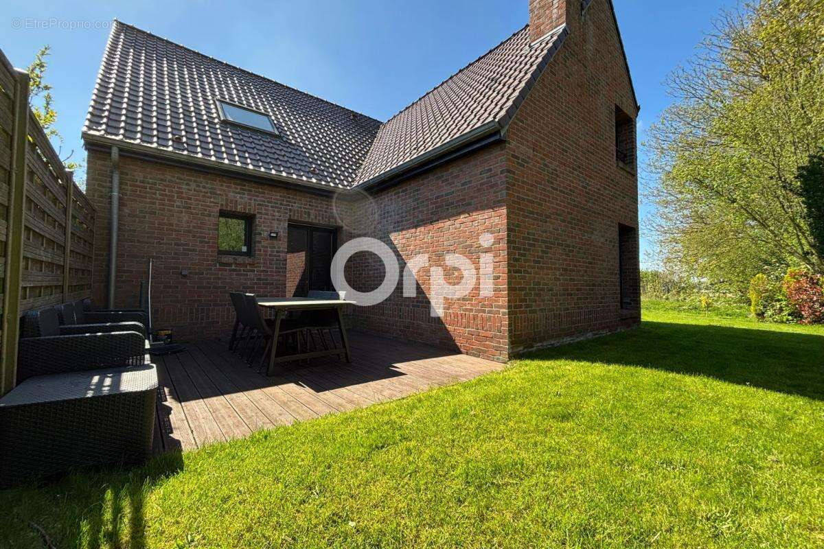 Maison à CAMPHIN-EN-PEVELE