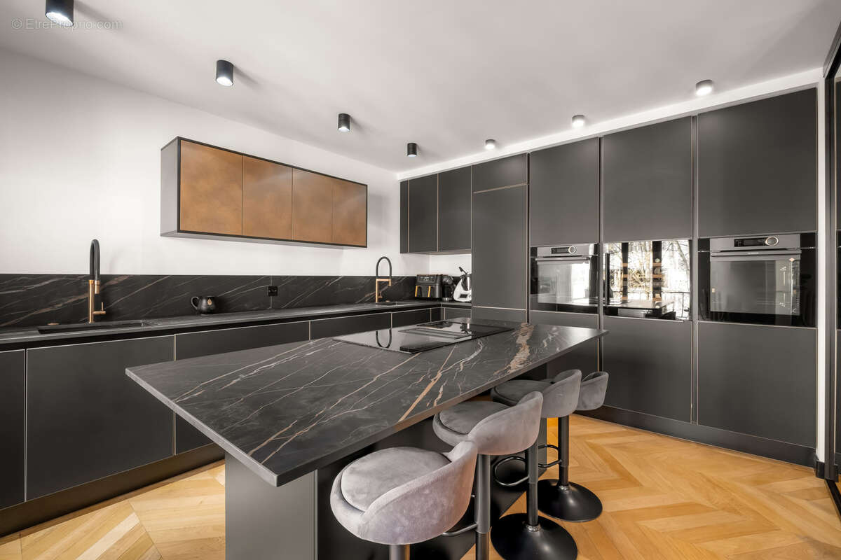 Appartement à LYON-6E