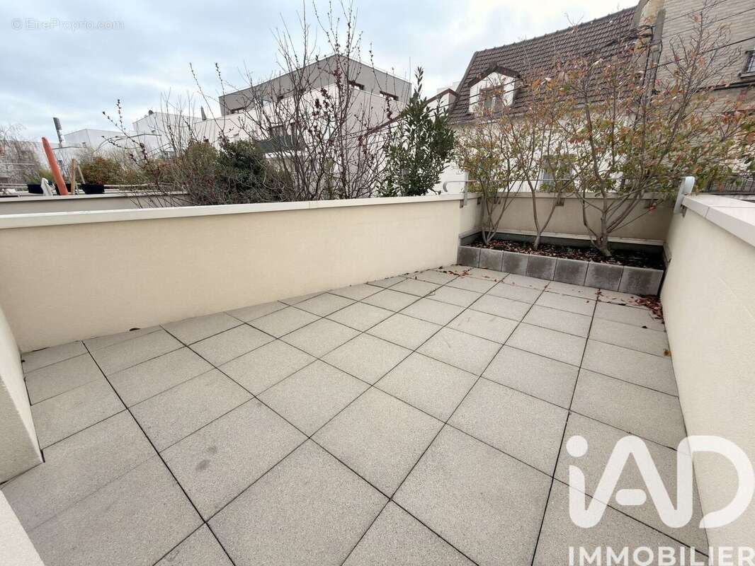 Photo 7 - Appartement à LA COURNEUVE