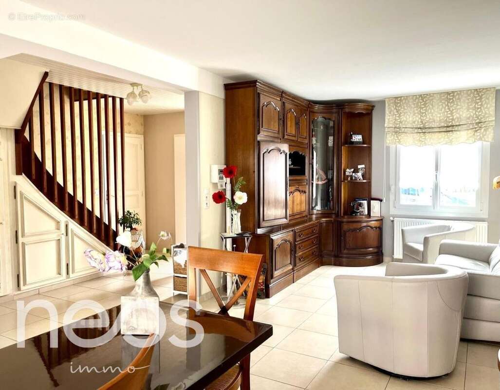 Maison à MONTIGNY-EN-GOHELLE