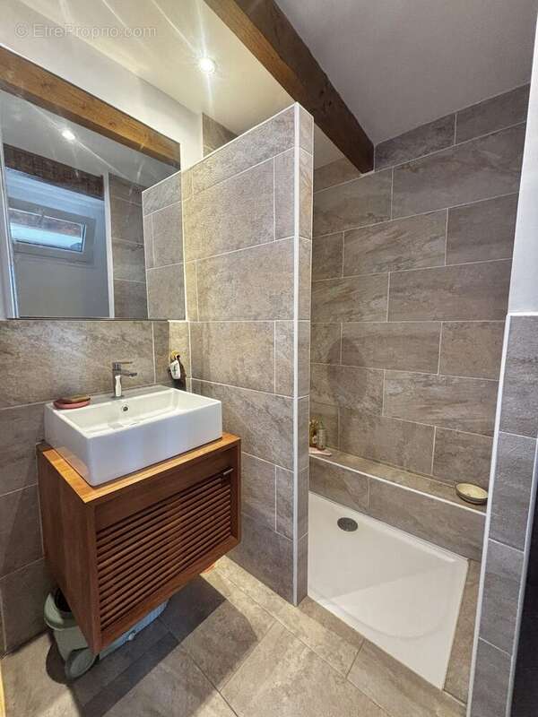 Appartement 43 m² à Marseille-2e  - photo 7