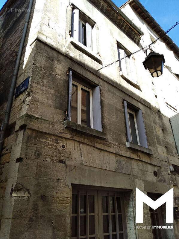 Immeuble de rapport entièrement rénové Centre historique de PÉRIGUEUX - photo 3