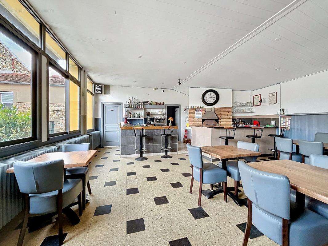 Appartement à SAINT-UZE