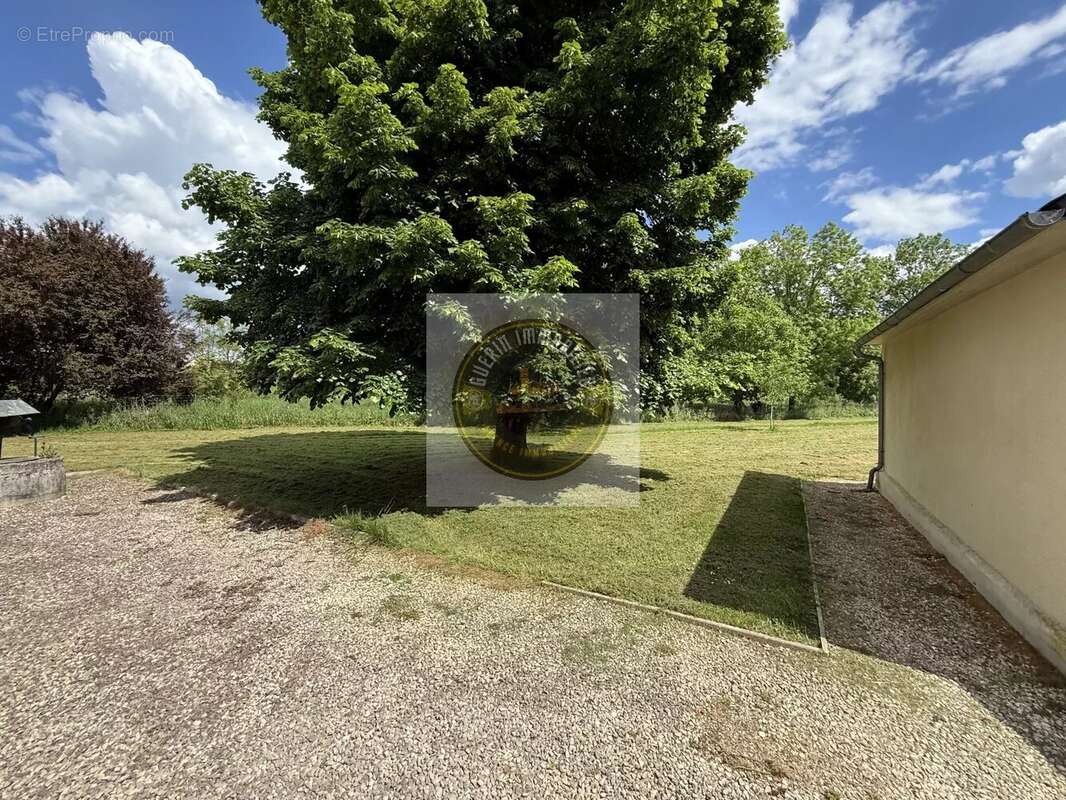 Maison à GERMIGNY-L&#039;EXEMPT