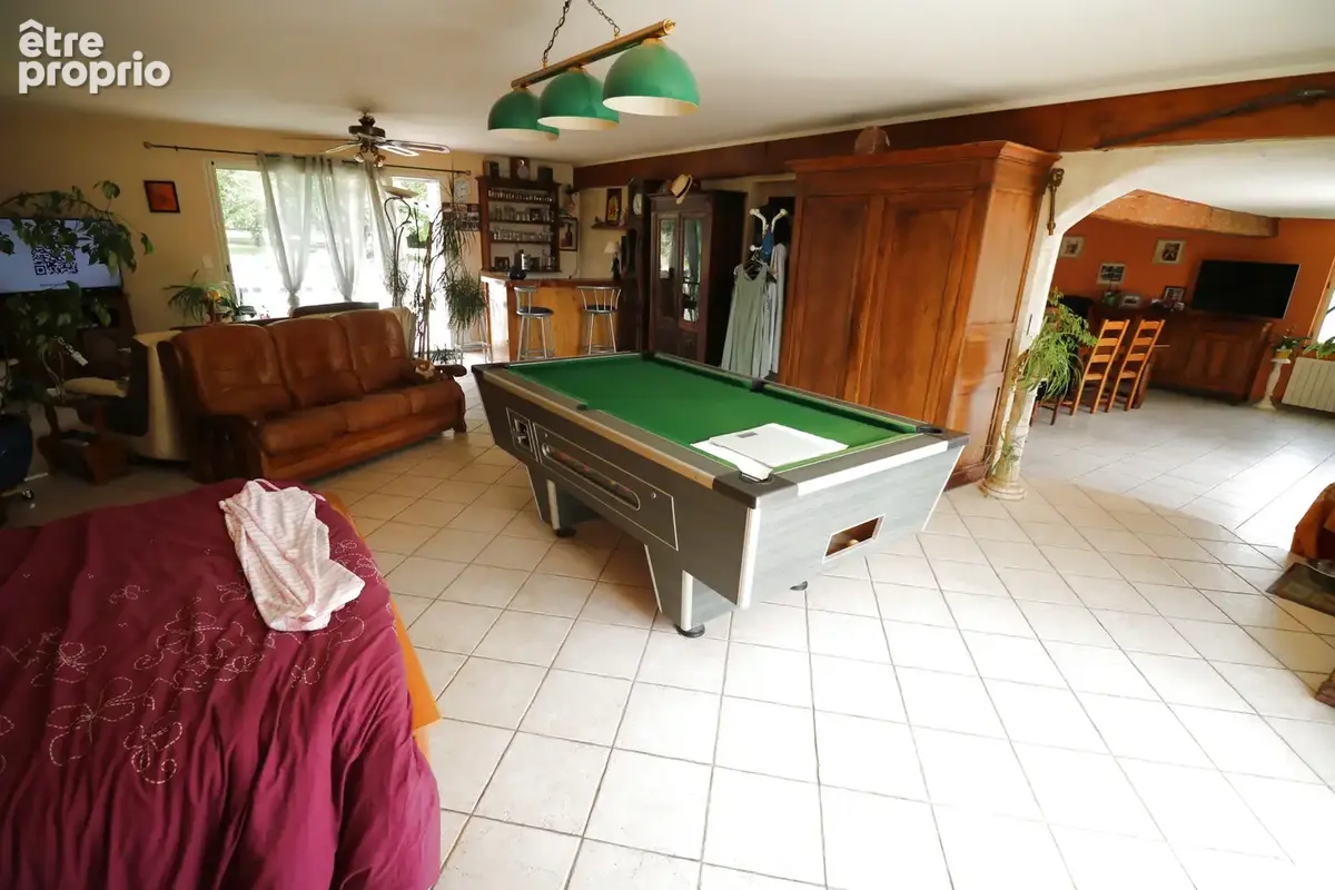 Maison R+1 3 chambres avec dépendances sur terrain 4771m2 - photo 5