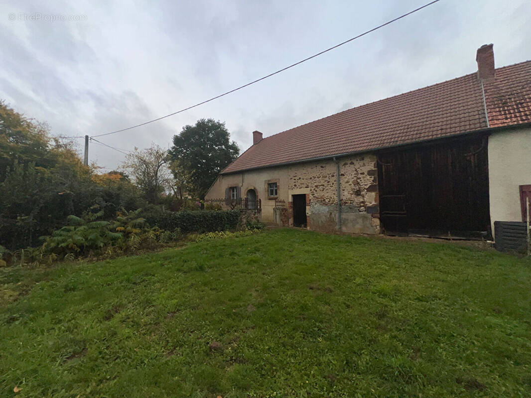 Maison à SAINT-DESIRE