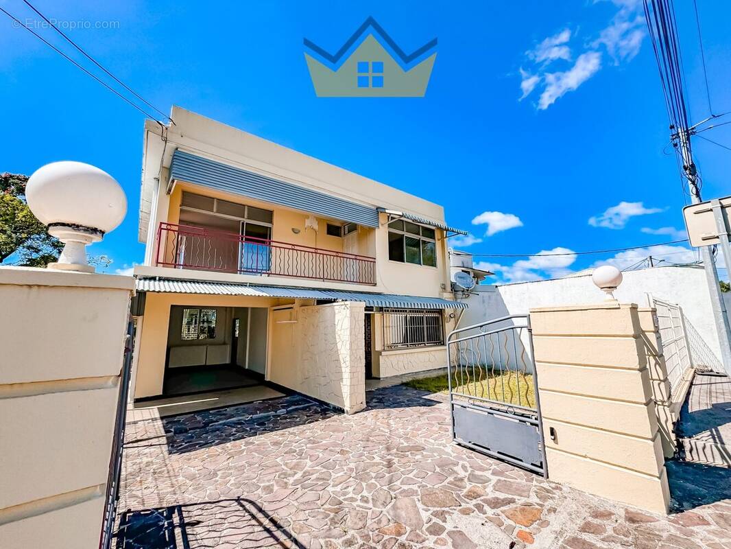 Maison à FORT-DE-FRANCE