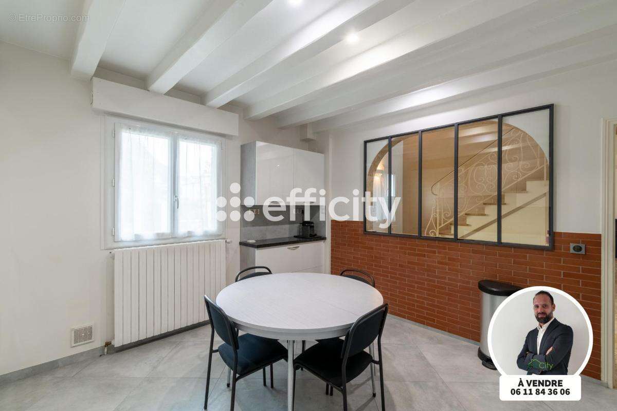 Maison à VILLENEUVE-LE-ROI