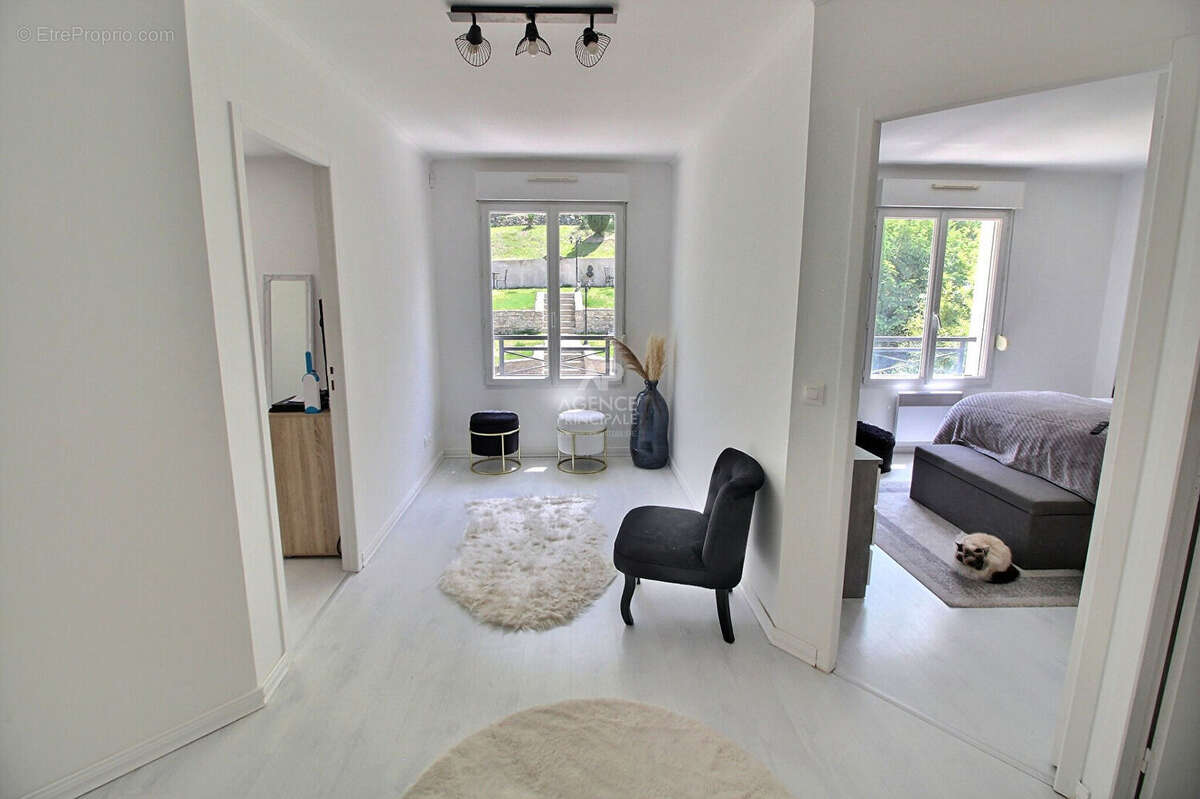 Maison à VAUX-SUR-SEINE