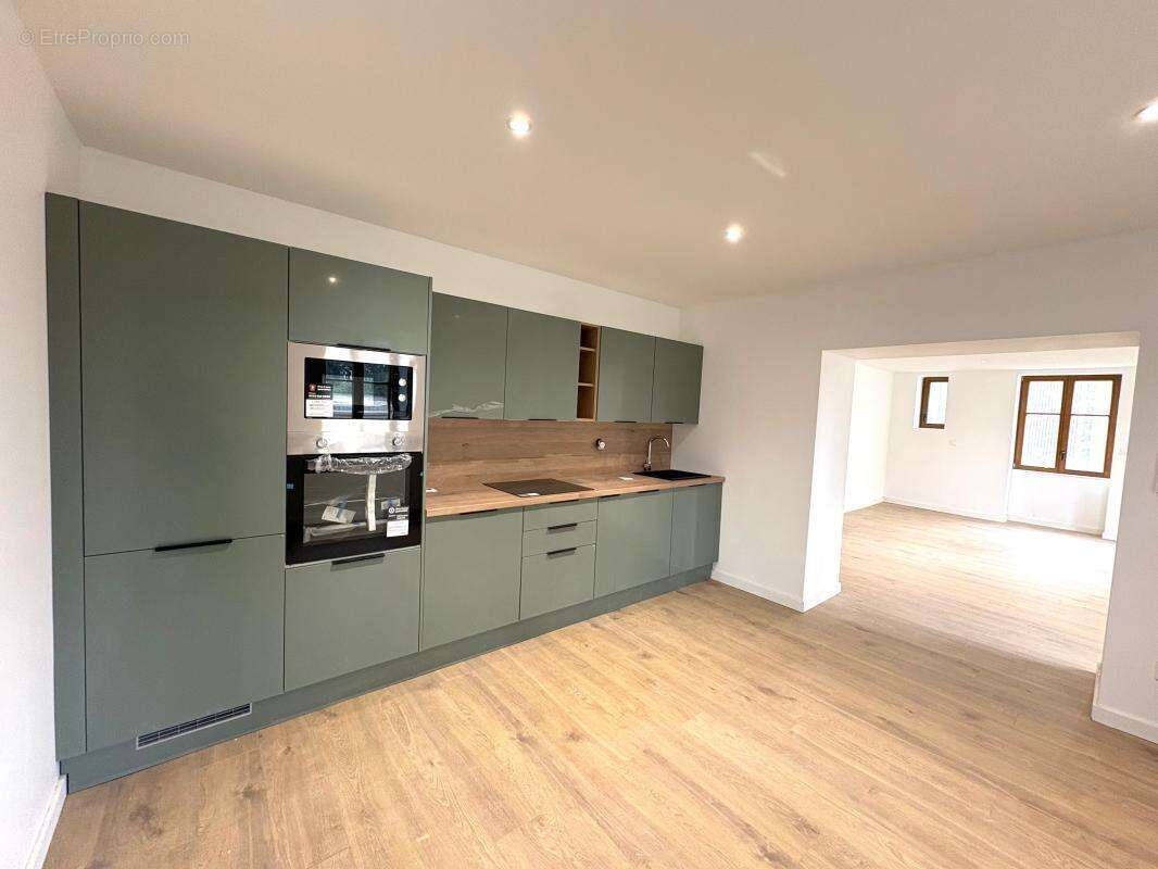  Rare à la Vente – Duplex Neuf de 103 m² dans une Maison de Maître au Cœur d'un Parc Arboré - photo 2