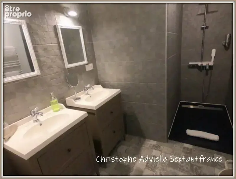 Ensemble immobilier, habitation 230 M2, 5 chambres d'hôtes, 2 gîtes, piscine sur 1 Ha - photo 27