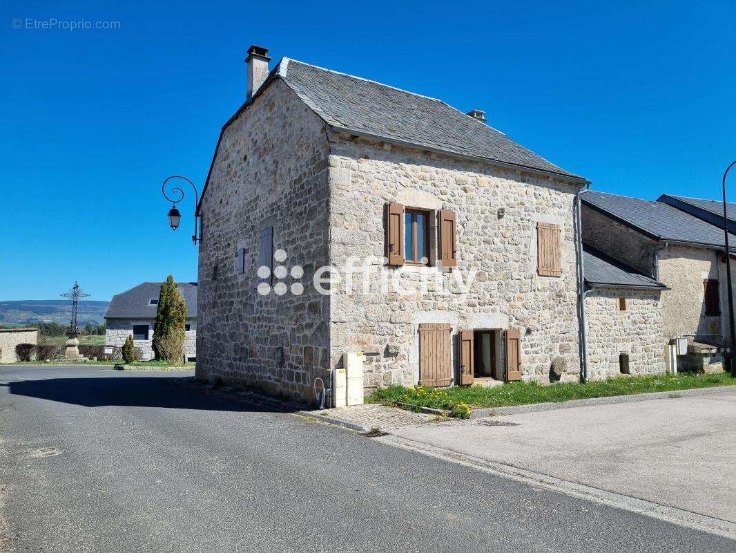 Maison à ALBARET-SAINTE-MARIE