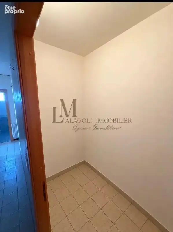 Ajaccio - appartement t4 traversant - vue mer - parking - photo 4