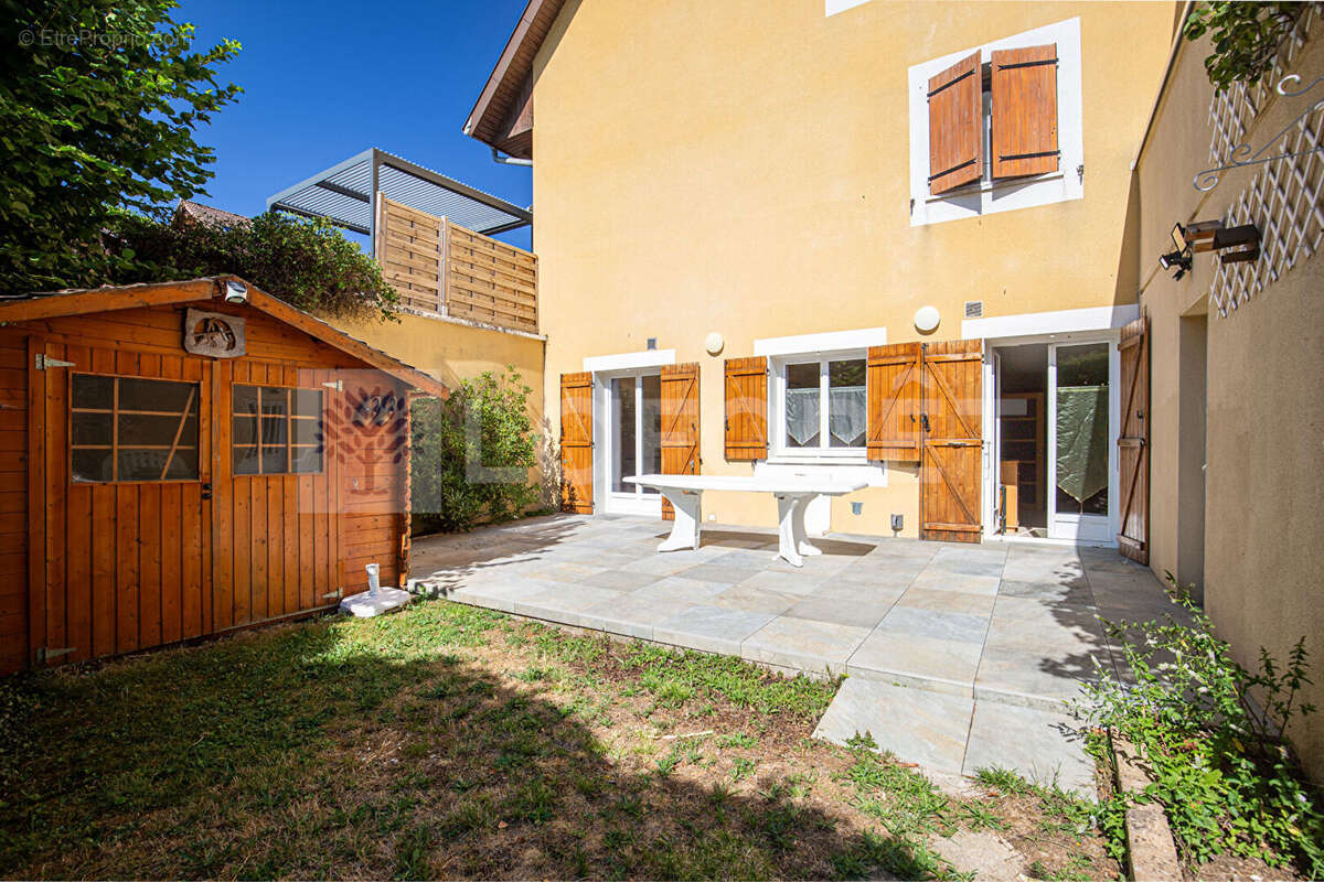Agence immobiliere laforet - "musa" - annecy / vieugy - appartement t3 de 96,18m² - terrasse - jardins - garage - place de stati - photo 14