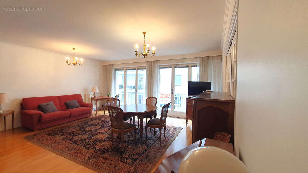 Appartement à AIX-LES-BAINS