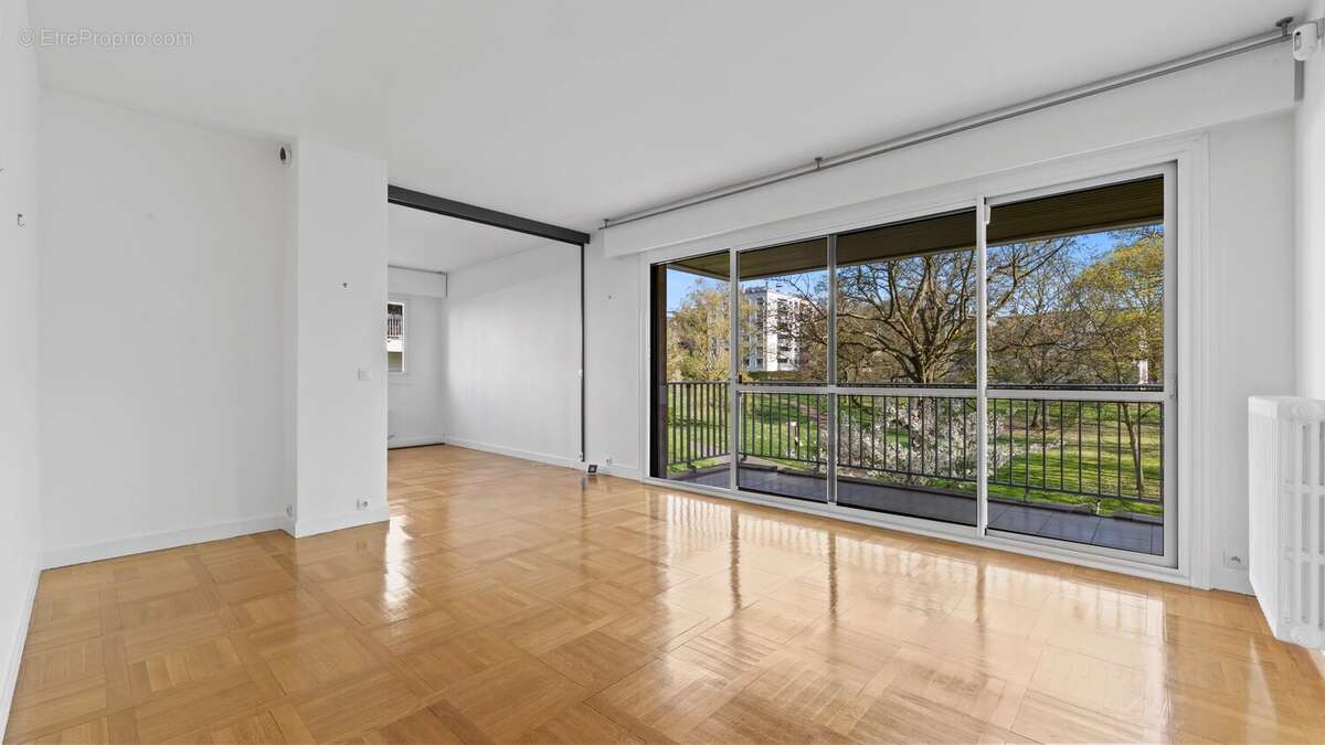 Appartement à GARCHES