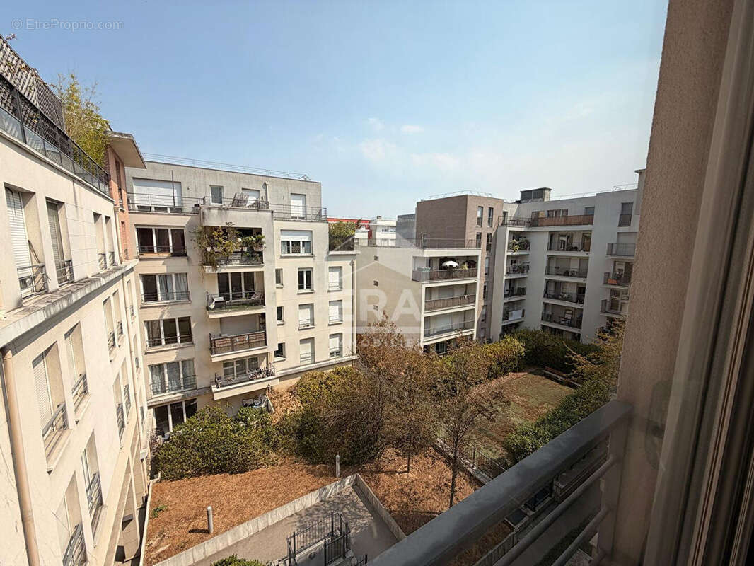 Appartement 67m² à La Plaine Saint Denis - photo 8