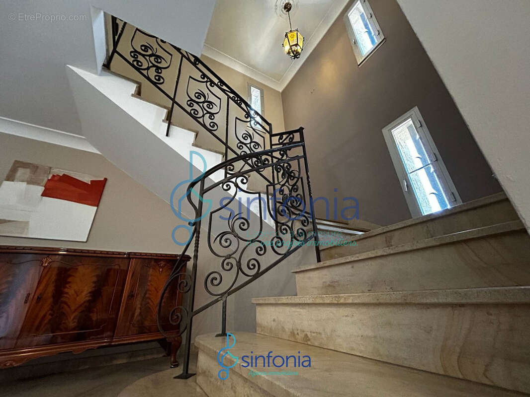 Maison à SAINTE-ANASTASIE