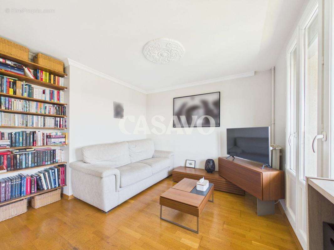 Appartement à DECINES-CHARPIEU