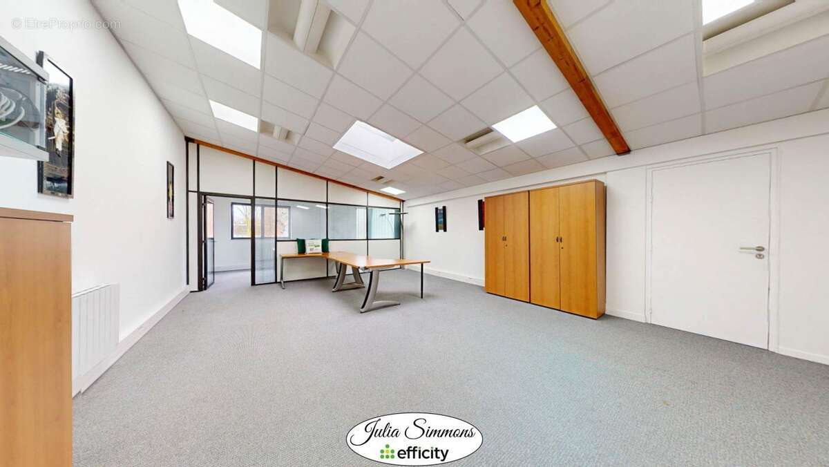 Commerce à BOIS-D'ARCY