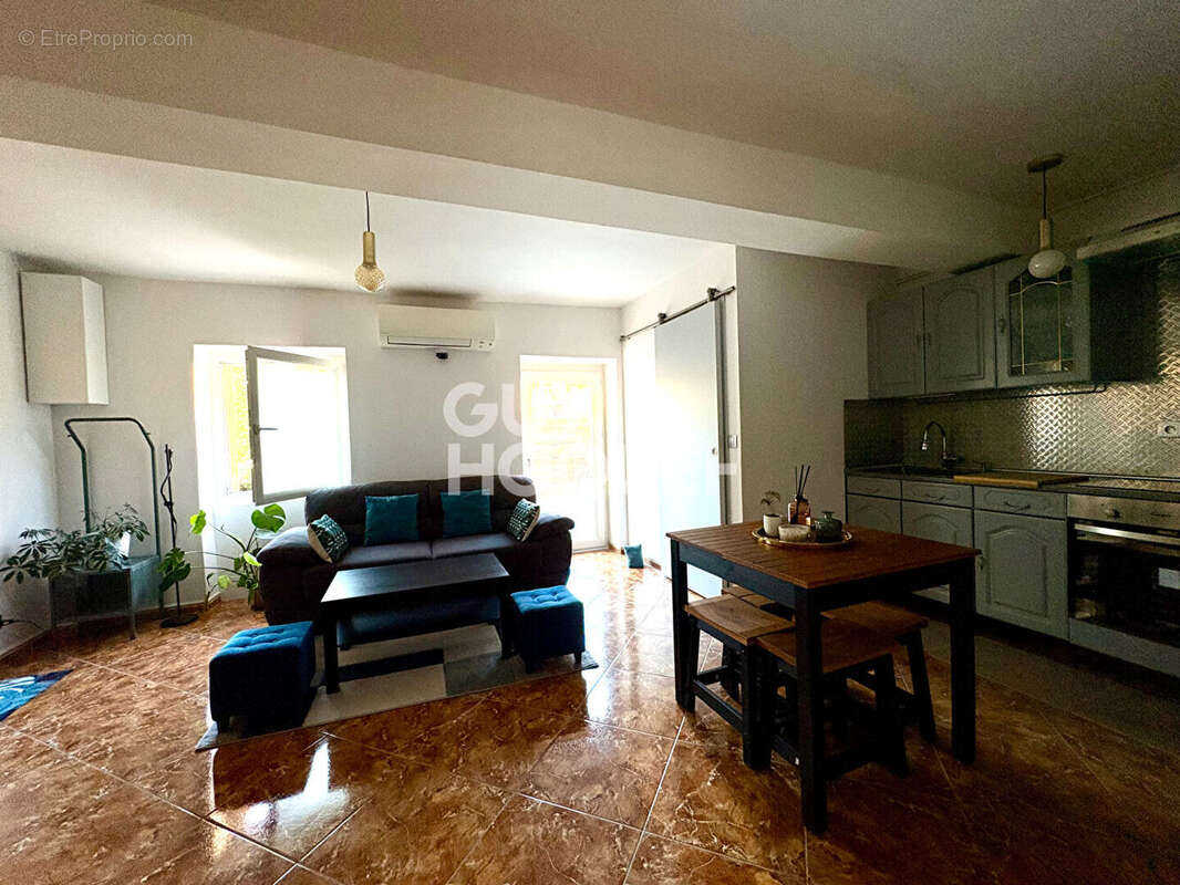 Coquet appartement de type T3 avec une belle terrasse de plus de 15 m² et une cave - photo 4