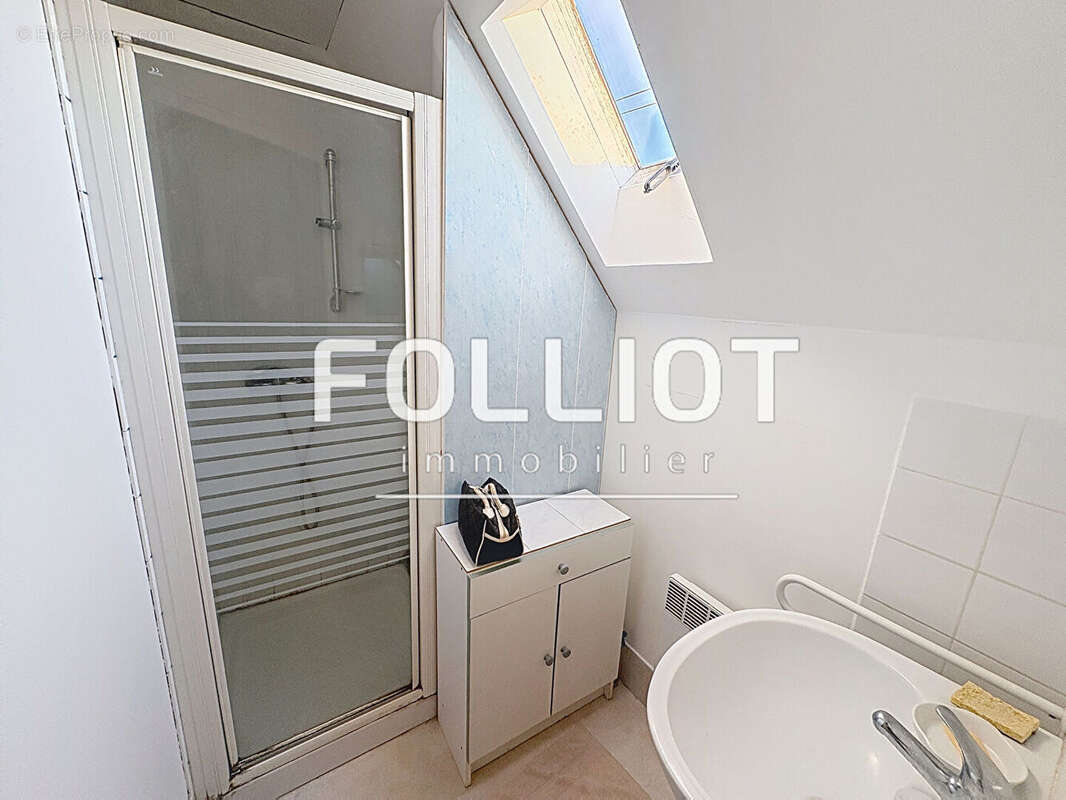 A VENDRE Maison en pierre - 4 pièces 76 m² - photo 4