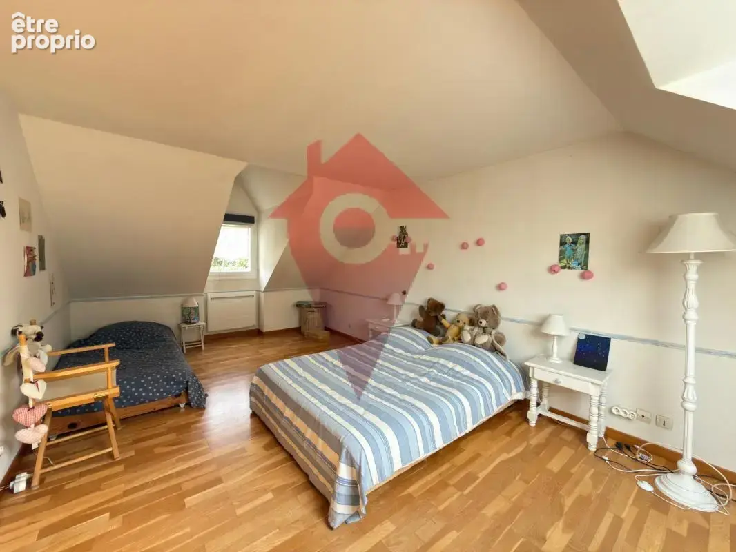 Orgeval- Belle maison familiale au coeur du village- - photo 14