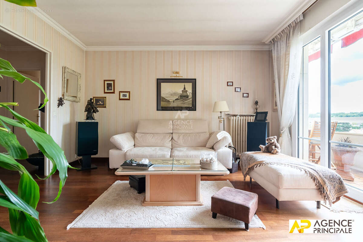 Appartement  4 pièce(s) 93.14 m2 - photo 8