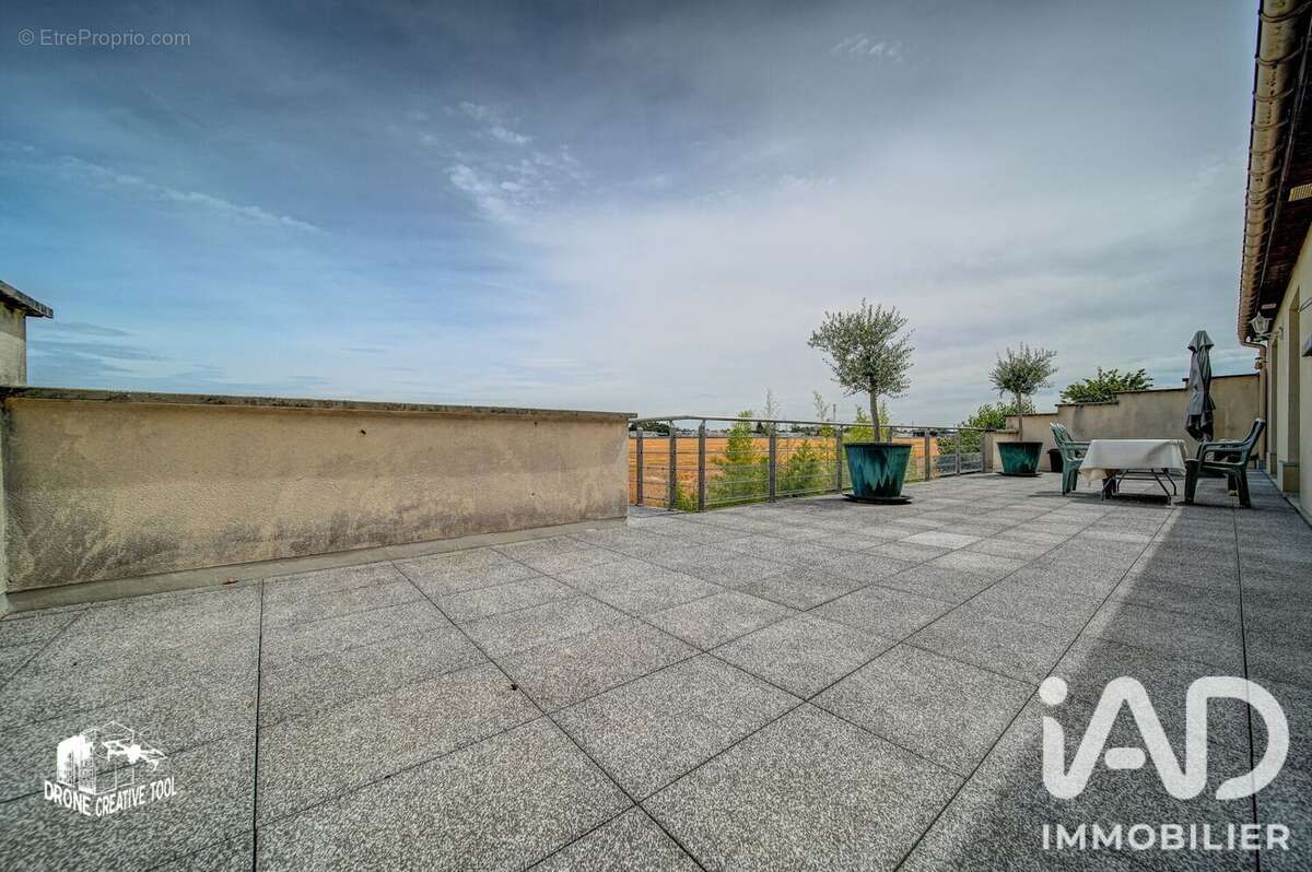 Maison 107 m² à Talange  - photo 4