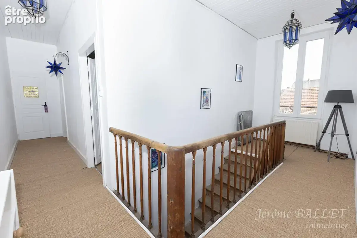 Maison 10 pièces 241 m² à vendre à Carmaux (81400) - photo 26