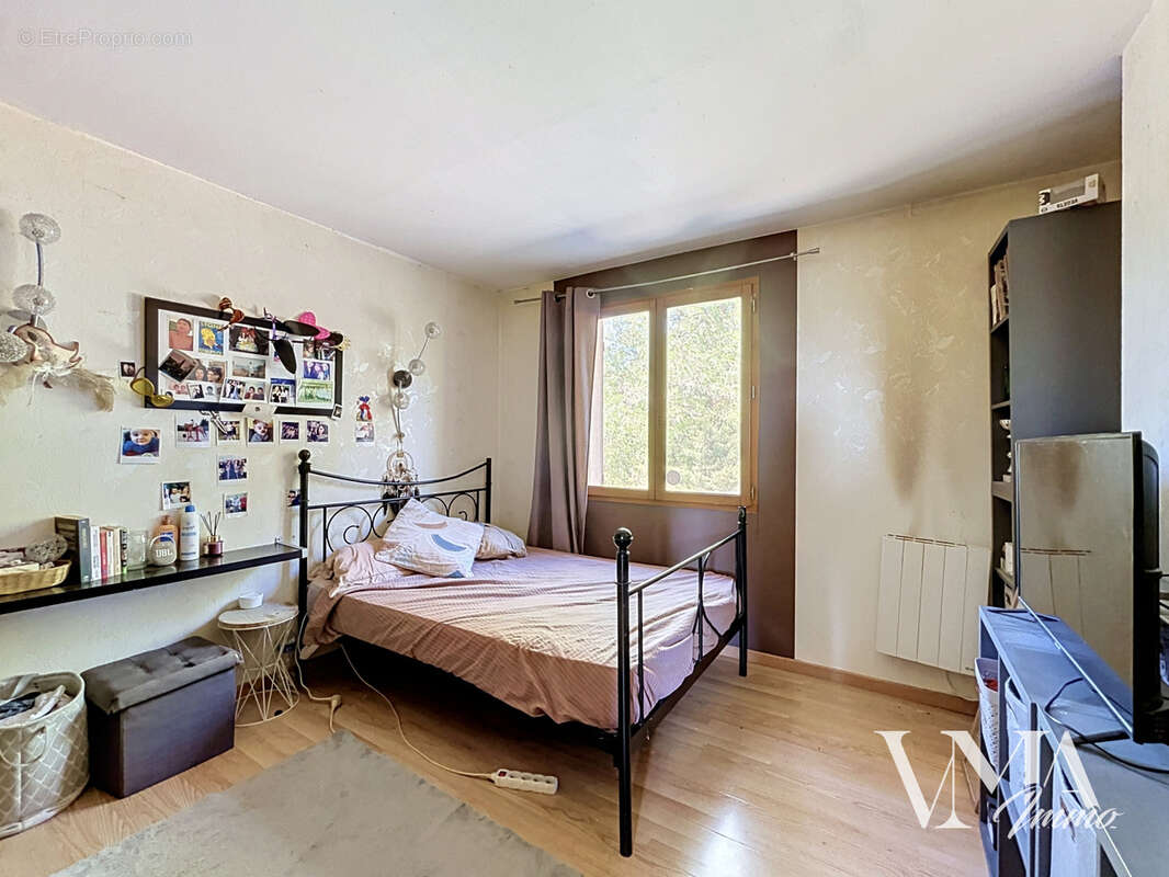 Maison 5 chambres 170m2 - photo 9