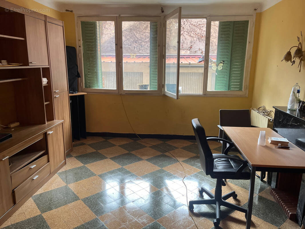 Appartement à MARSEILLE-8E