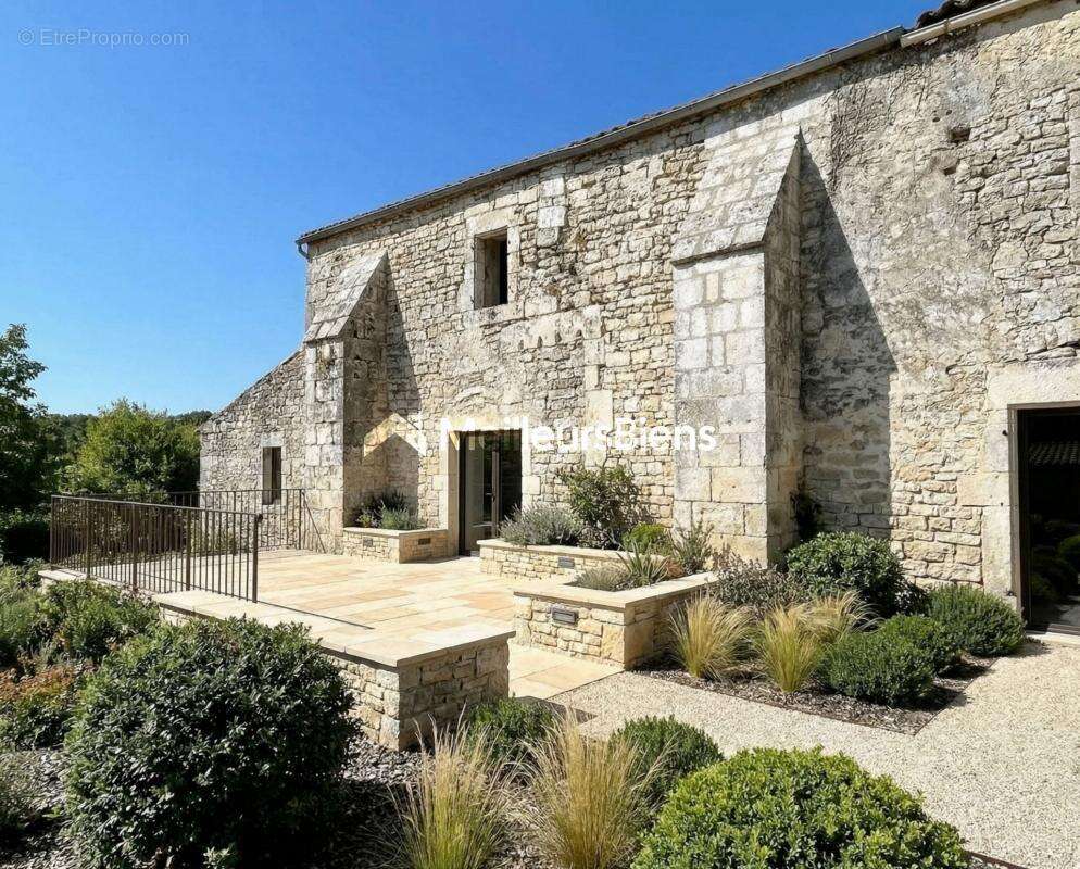 Maison à SAINT-VAIZE