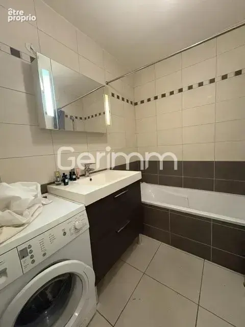 Vente - Appartement - 2 pièces + cuisine - 52 m² - 199 000 € - - photo 6