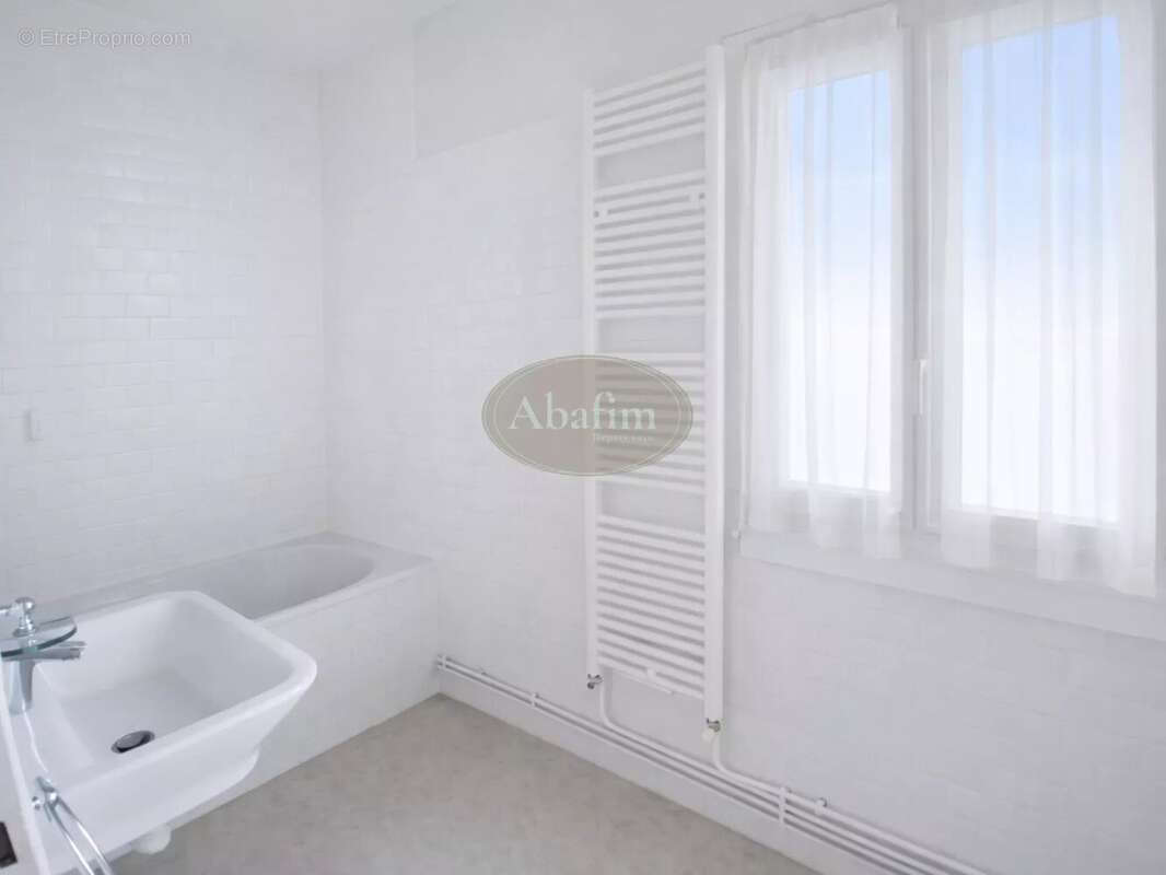 Maison à OLORON-SAINTE-MARIE