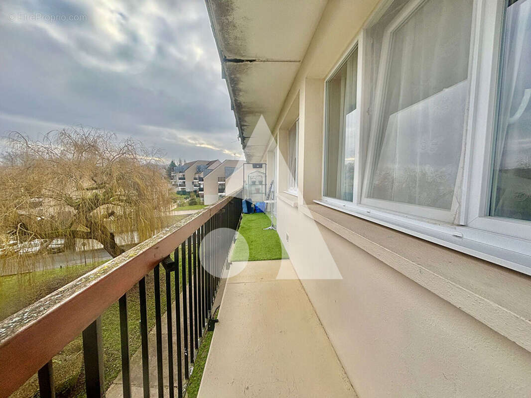 Appartement à MENNECY