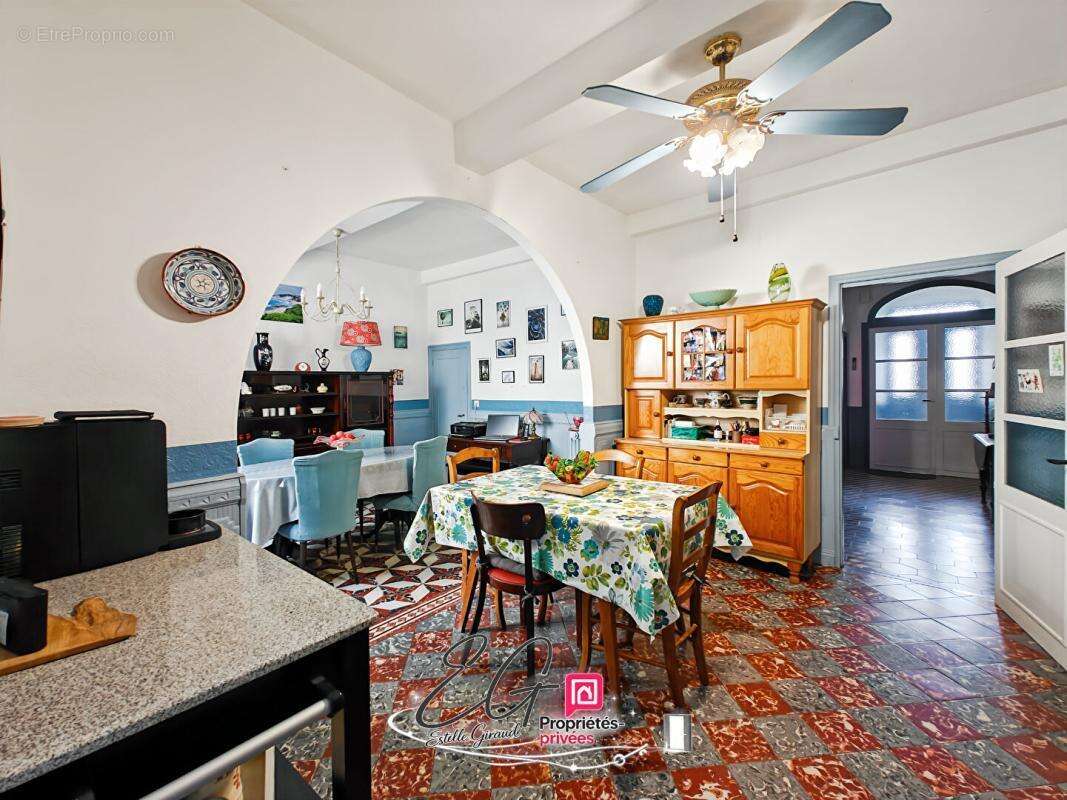 Maison à CAUNES-MINERVOIS