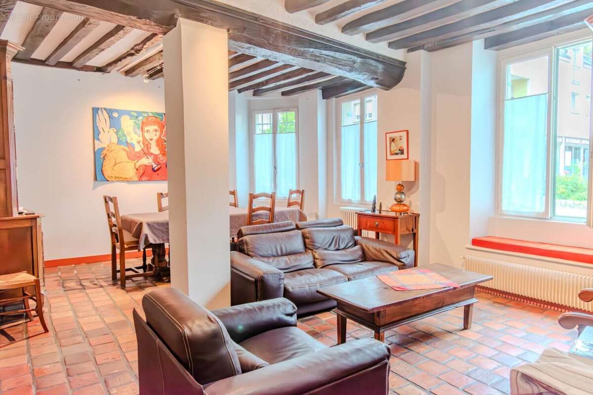 Maison à MONTMORENCY