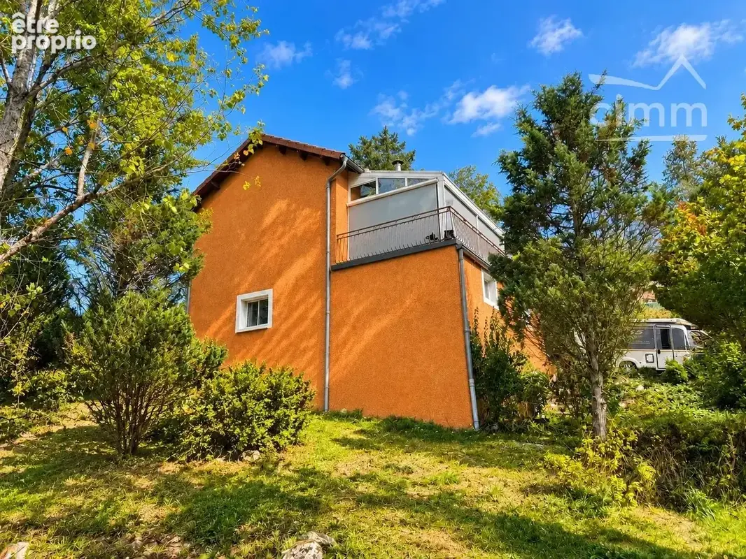 Maison individuelle avec garages et jardin - photo 26