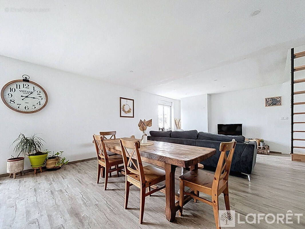 Maison à VIEUX-BERQUIN