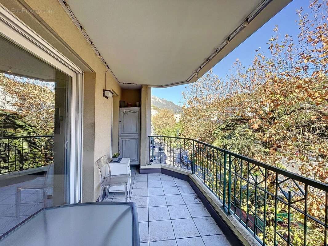 Appartement à MENTON