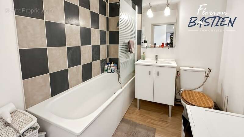 Appartement à AULNOYE-AYMERIES