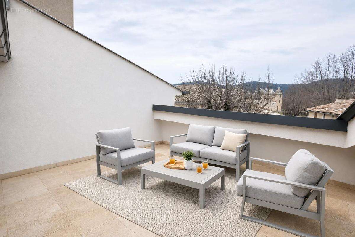 Maison à ALLEMAGNE-EN-PROVENCE