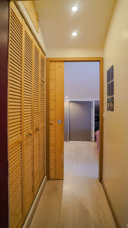 Appartement à LE CRES